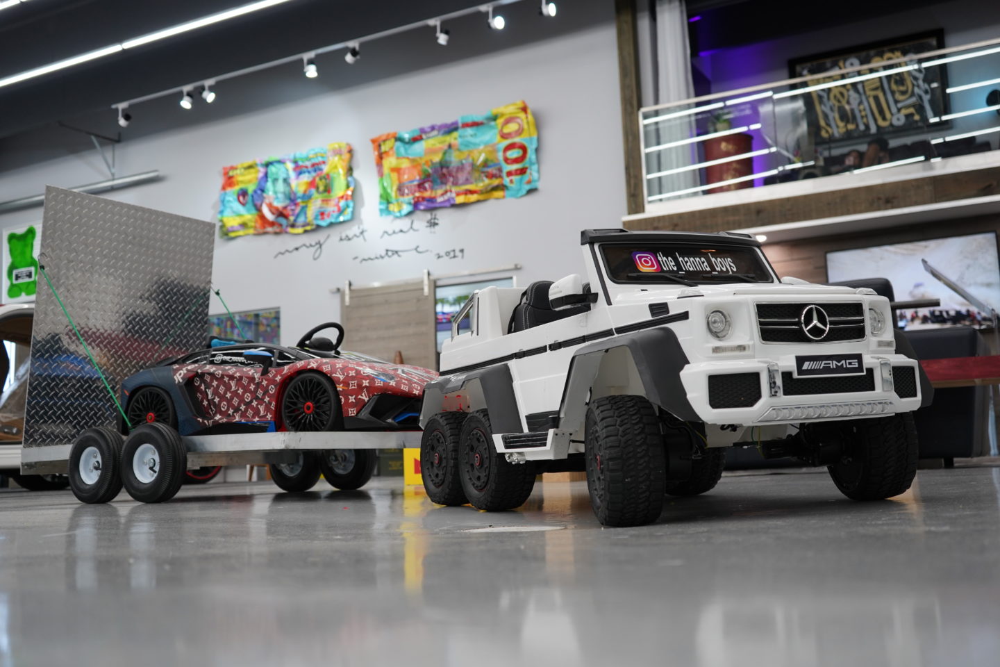 Custom Made Diamond Trailer For Ride-On Vehicles