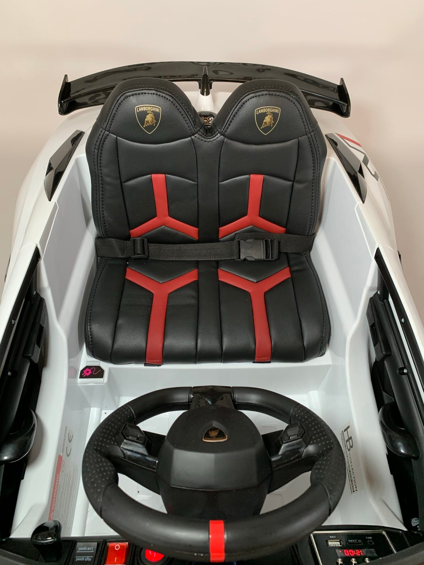HB Lamborghini Aventador SVJ - White